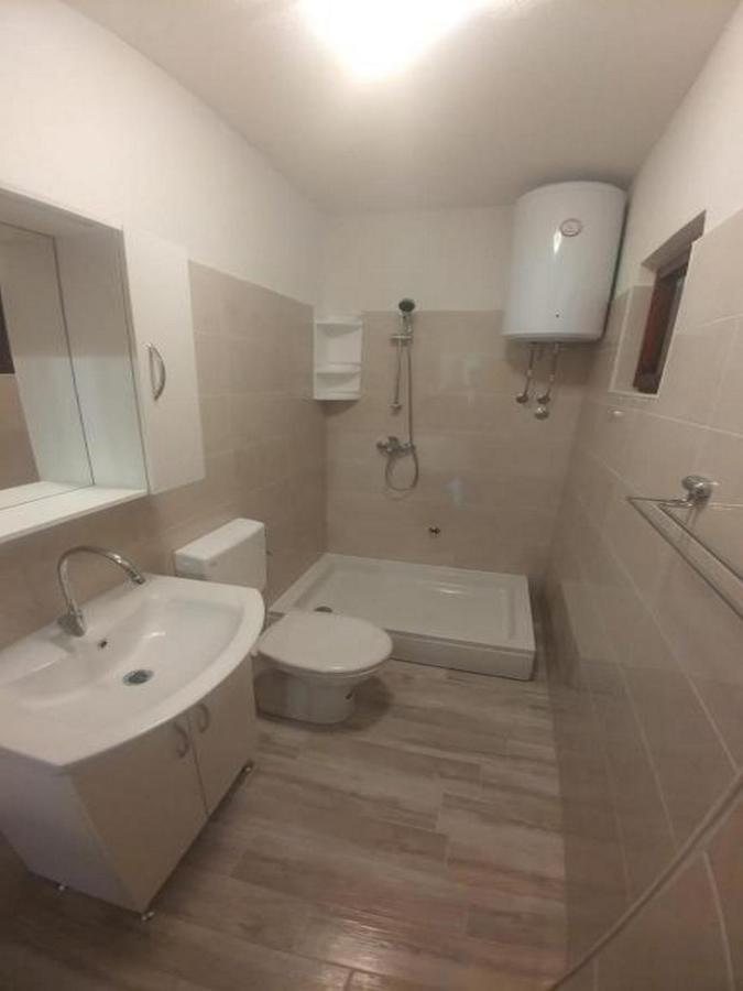 Holiday Home Carevic Gornja Brela エクステリア 写真