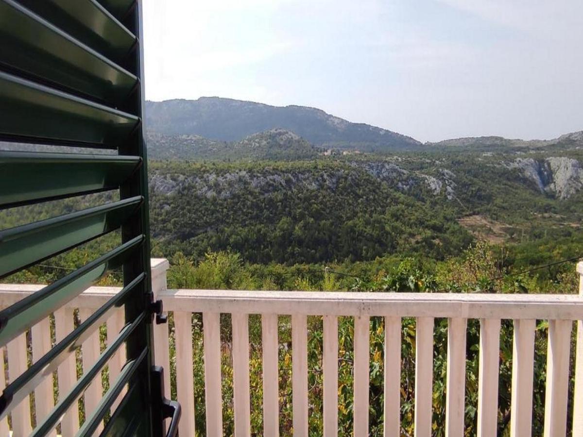 Holiday Home Carevic Gornja Brela エクステリア 写真