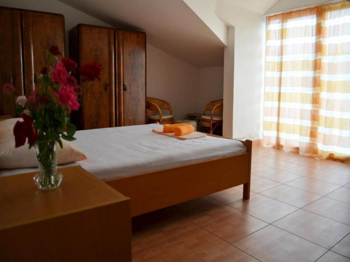 Holiday Home Carevic Gornja Brela エクステリア 写真