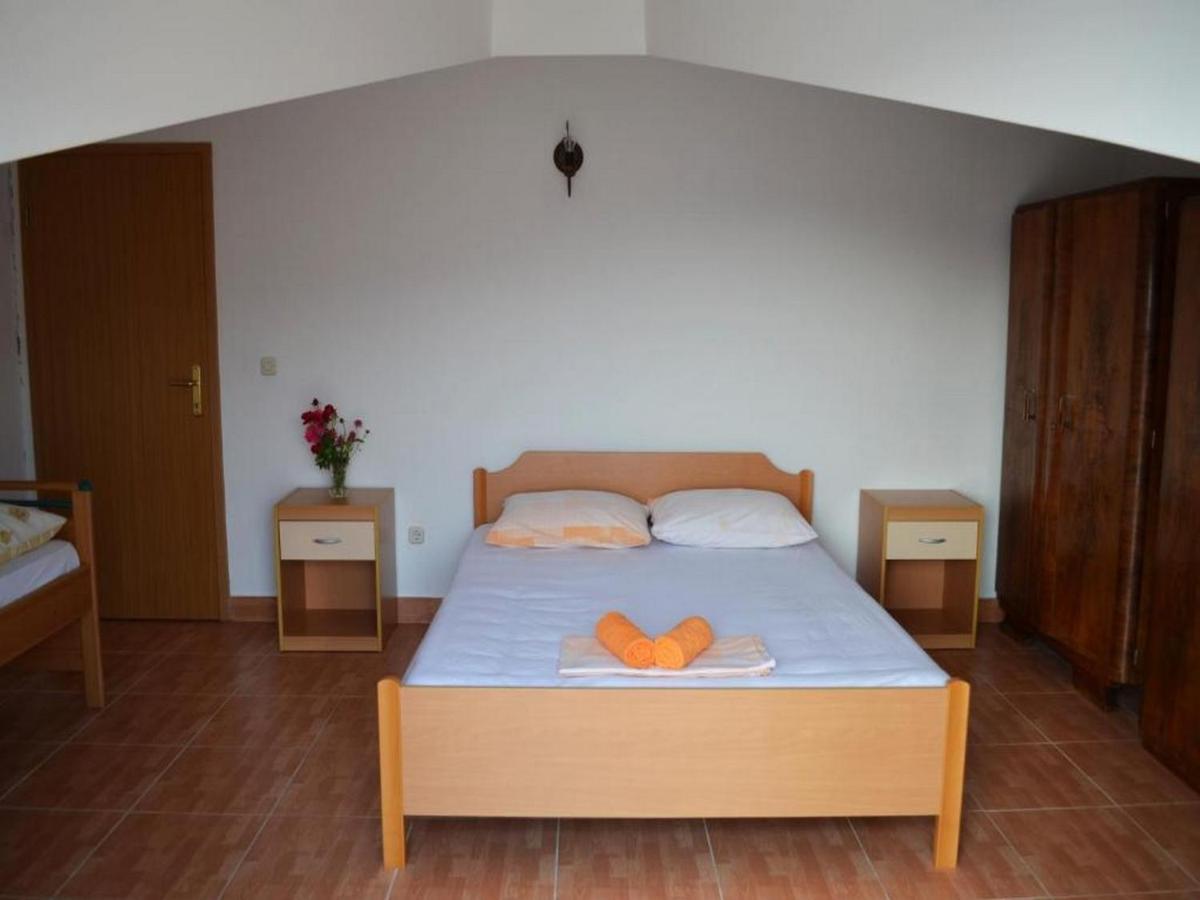 Holiday Home Carevic Gornja Brela エクステリア 写真